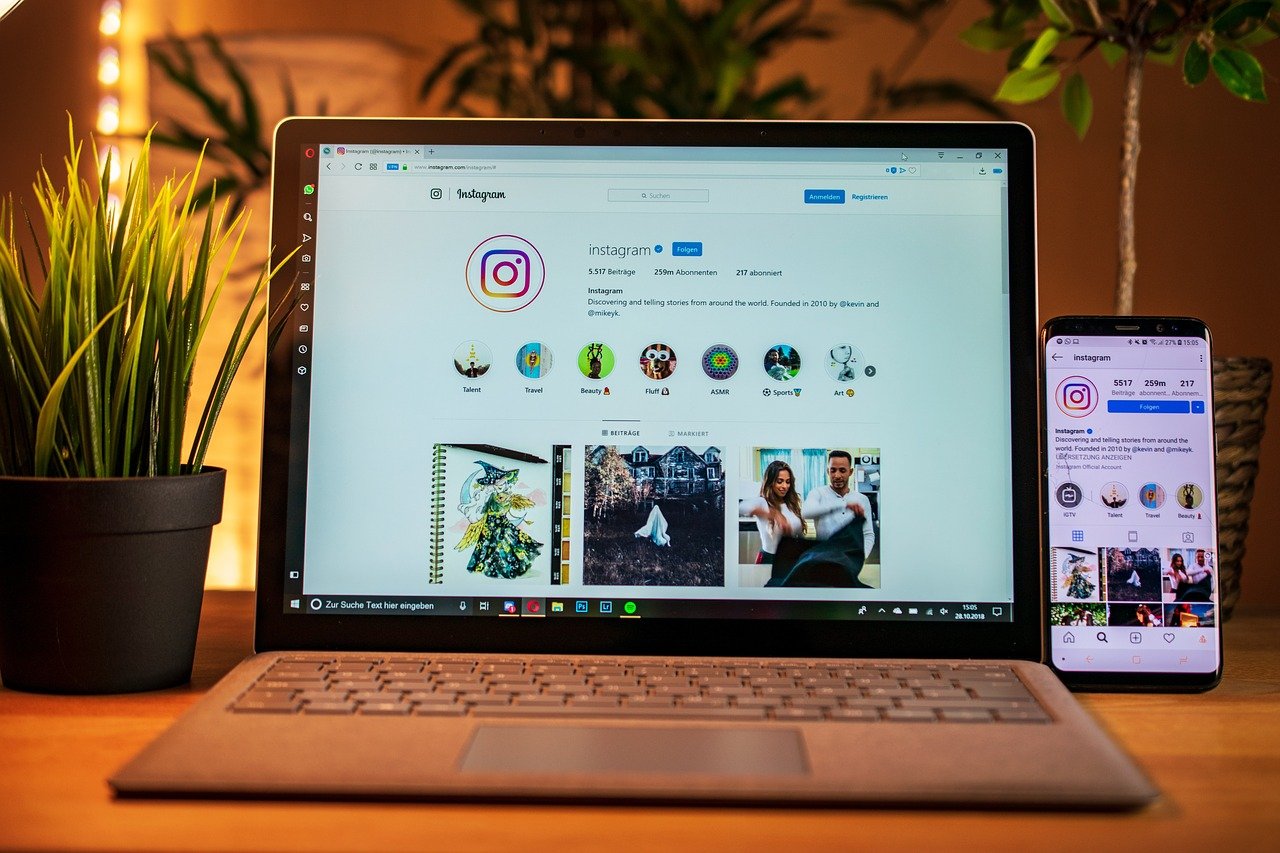 vela vino tratar con Cómo desarchivar y encontrar las fotos archivadas en Instagram (2022) –  Omar Gamboa – Asesorías de Emprendimiento y Marketing Digital